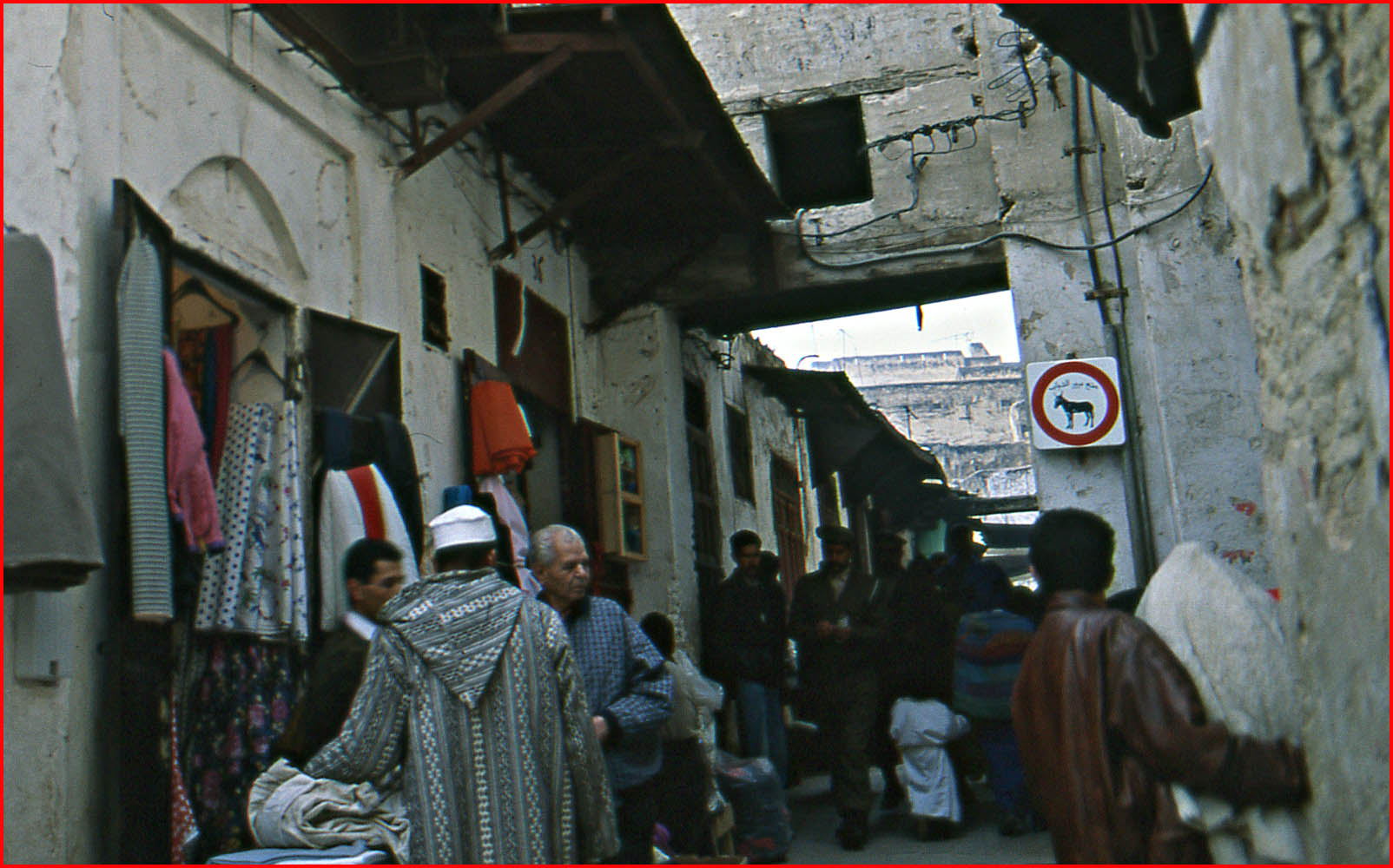 Est-ce que tu y est passé!!!<br />Attention interdit aux ânes!!!