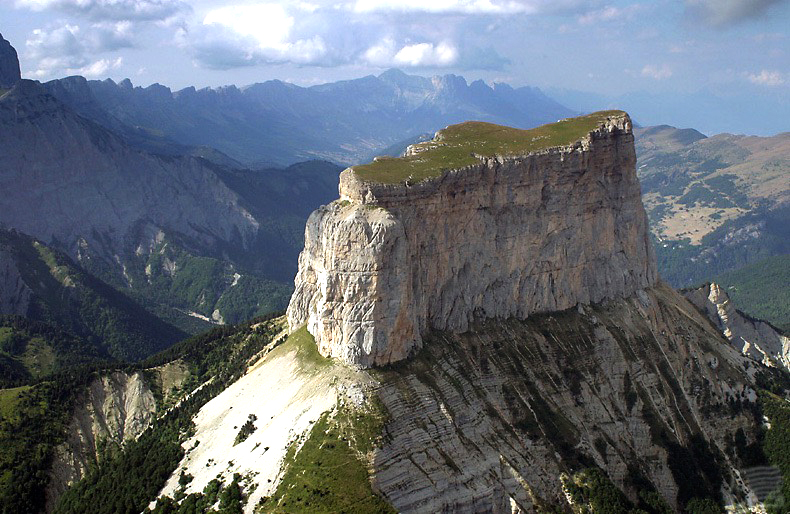 mont-aiguille.jpeg
